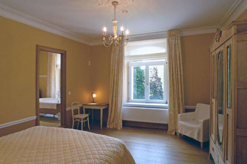 Hostellerie La Maison De Maitre Arbrefontaine Bilik gambar